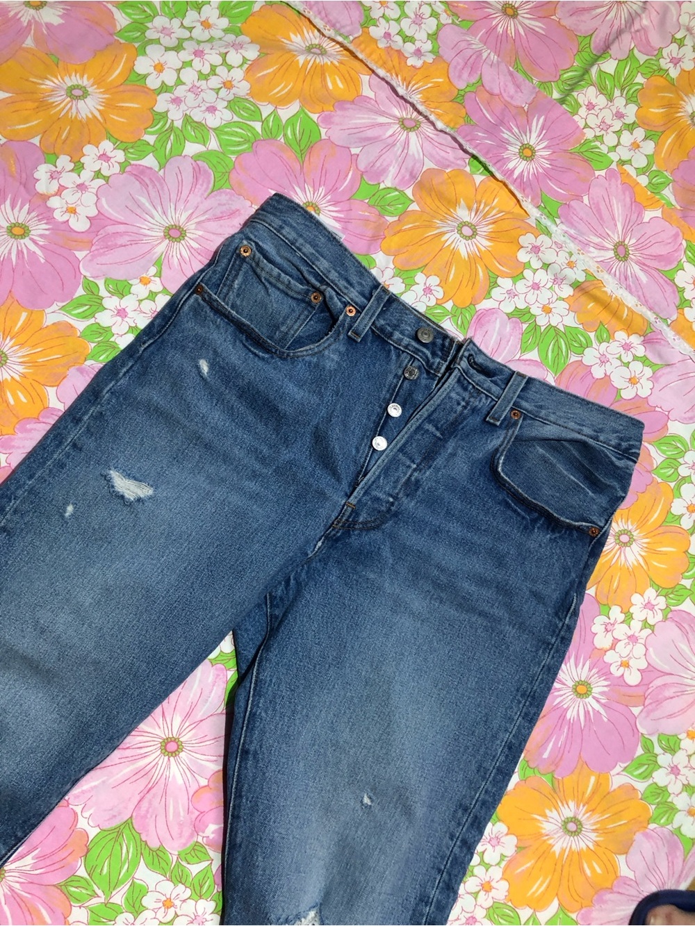 Levi's Premium 501 S 30x28 Skinny Jeans Distressed Button Fly - Picture 11 of 16